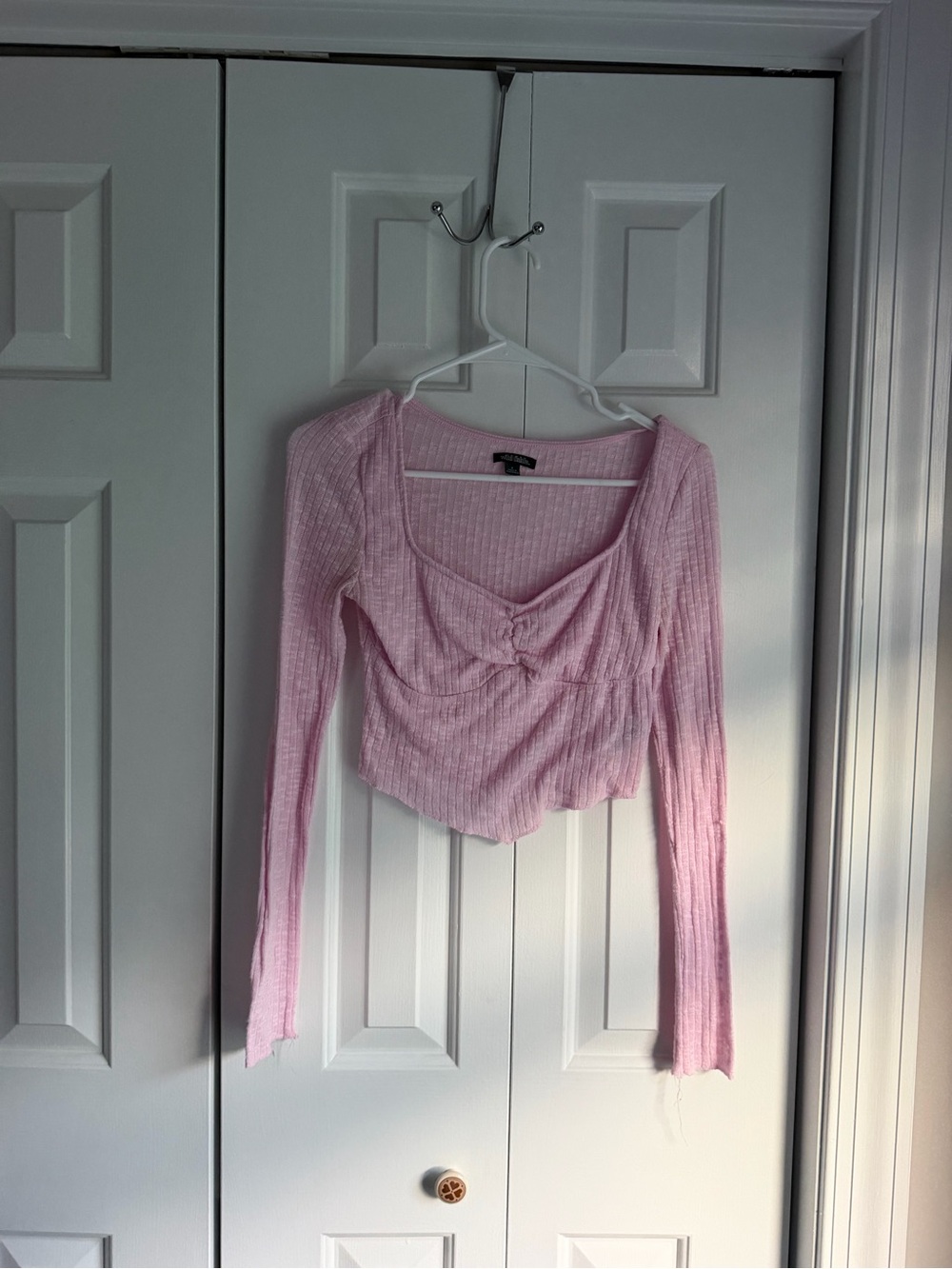 Women's Pink Ribbed Long-Sleeve Knot Front Top